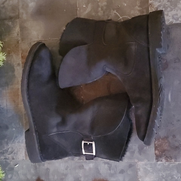 UGG Australia JANNIKA Suede Sheepskin Cuffable Black Bootie - Picture 4 of 12